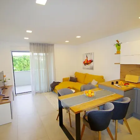 Apartment Cala *